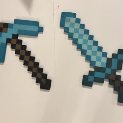 Minecraft sword & pickaxe toy