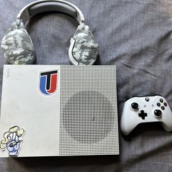 Xbox One S 1TB 