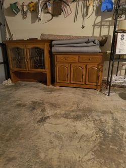 Kitchen hutch 2 Parts.