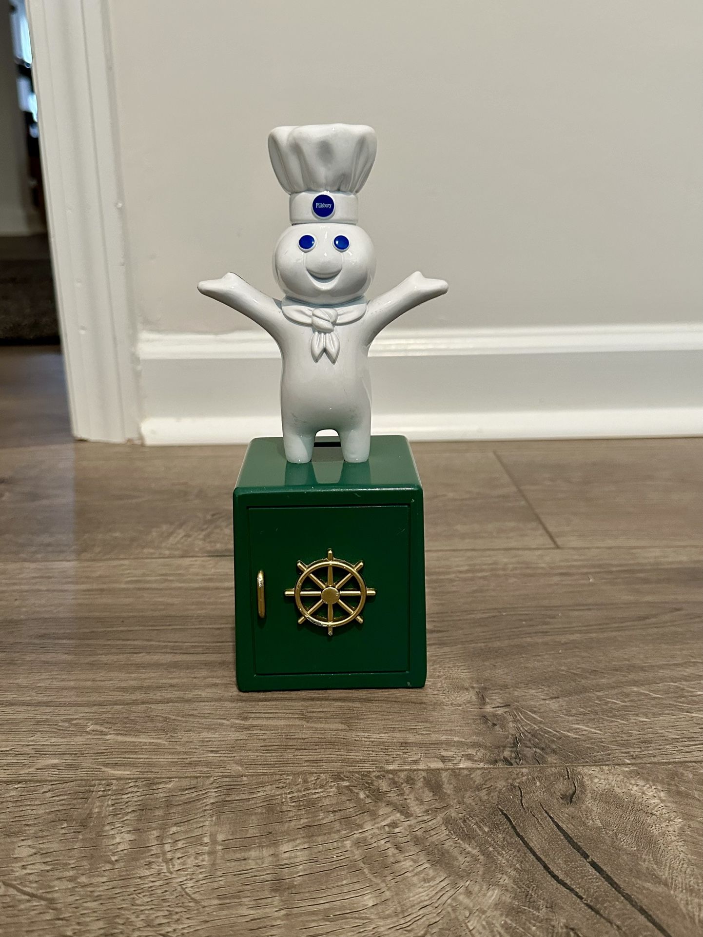 Vintage Pillsbury Doughboy Metal Coin Bank With Giggle Sound 1999 Works 9" Tall