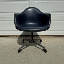 Vintage Herman Miller Eames Fiberglass Rolling Swivel Arm Chair
