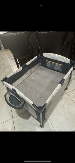 Baby playard