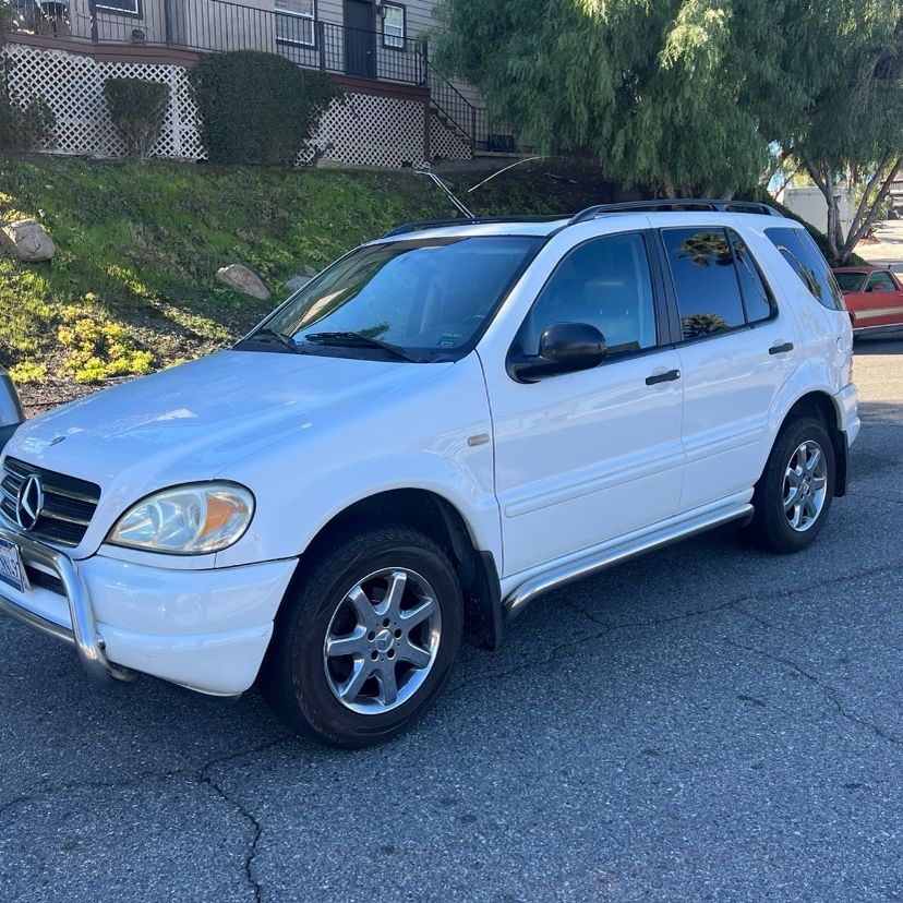 1999 Mercedes-Benz M-Class