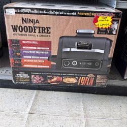 Woodfire Outdoor Grill & Smoker. 