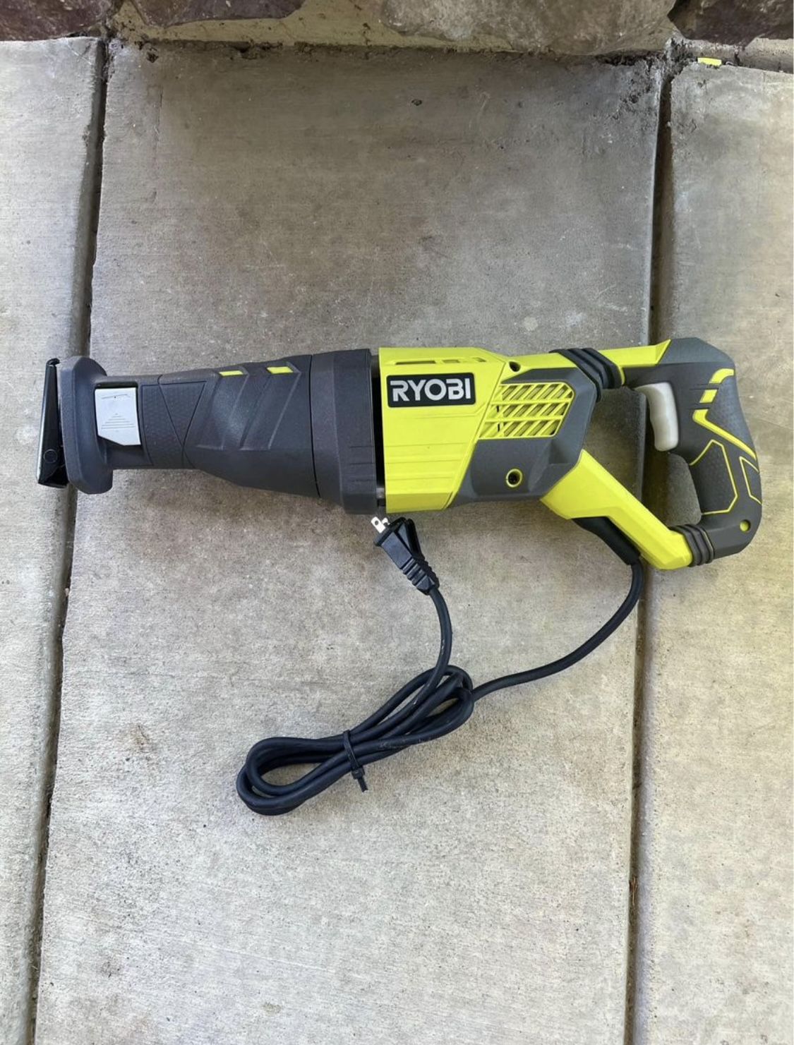 Ryobi RJ1861V Corded 12 amp Variable Speed Reciprocating Saw for Sale in Riverbank CA OfferUp