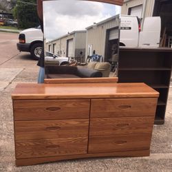 DRESSER WITH MIRROR 