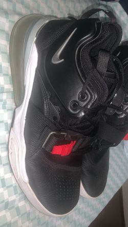 Mens Nike Air Force 270