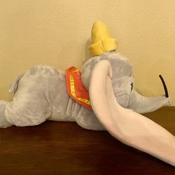 🐘 New w/o Tag Disney Flying Dumbo Elephant with Feather Plush Stuffed Animal 18” Long