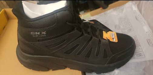 SKECHERS Men's D'Lux Journey Slip-Resistant Work Sneaker