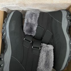 Women’s Snow Boots 7.5