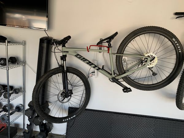 mongoose men's dolomite fat tire mountain bike