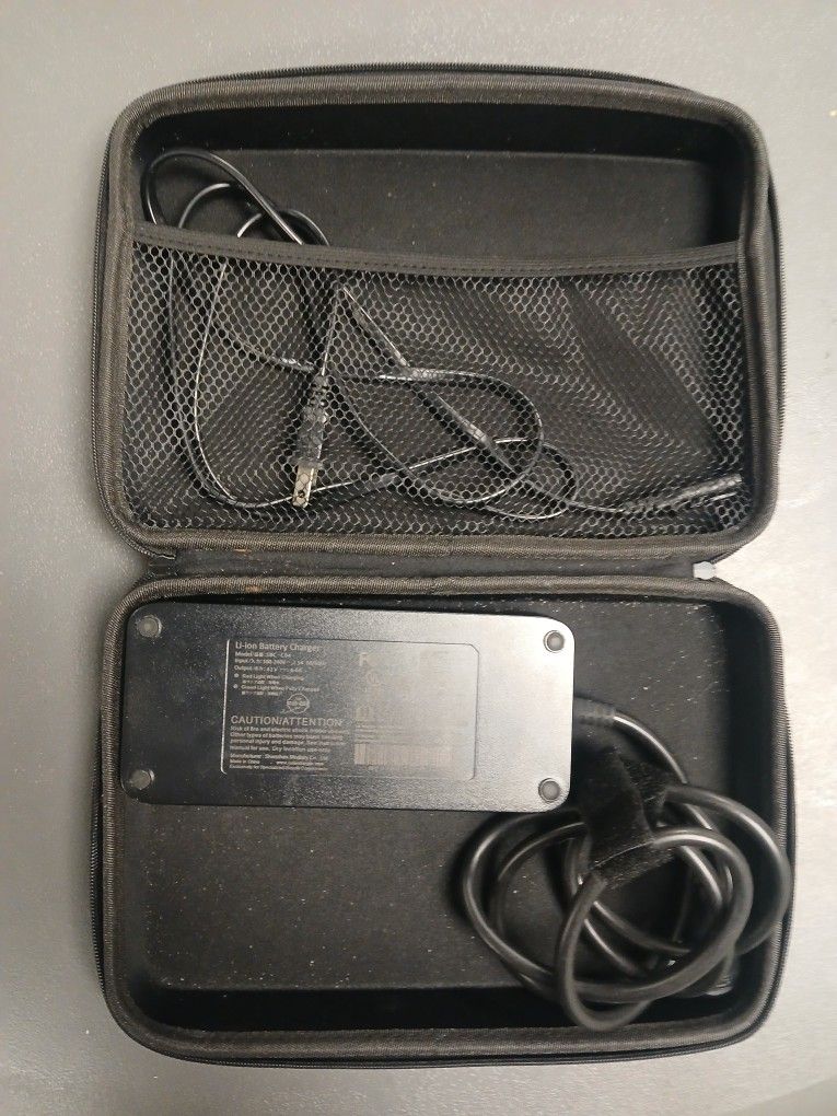 Specialized Como E BIKE charger Only