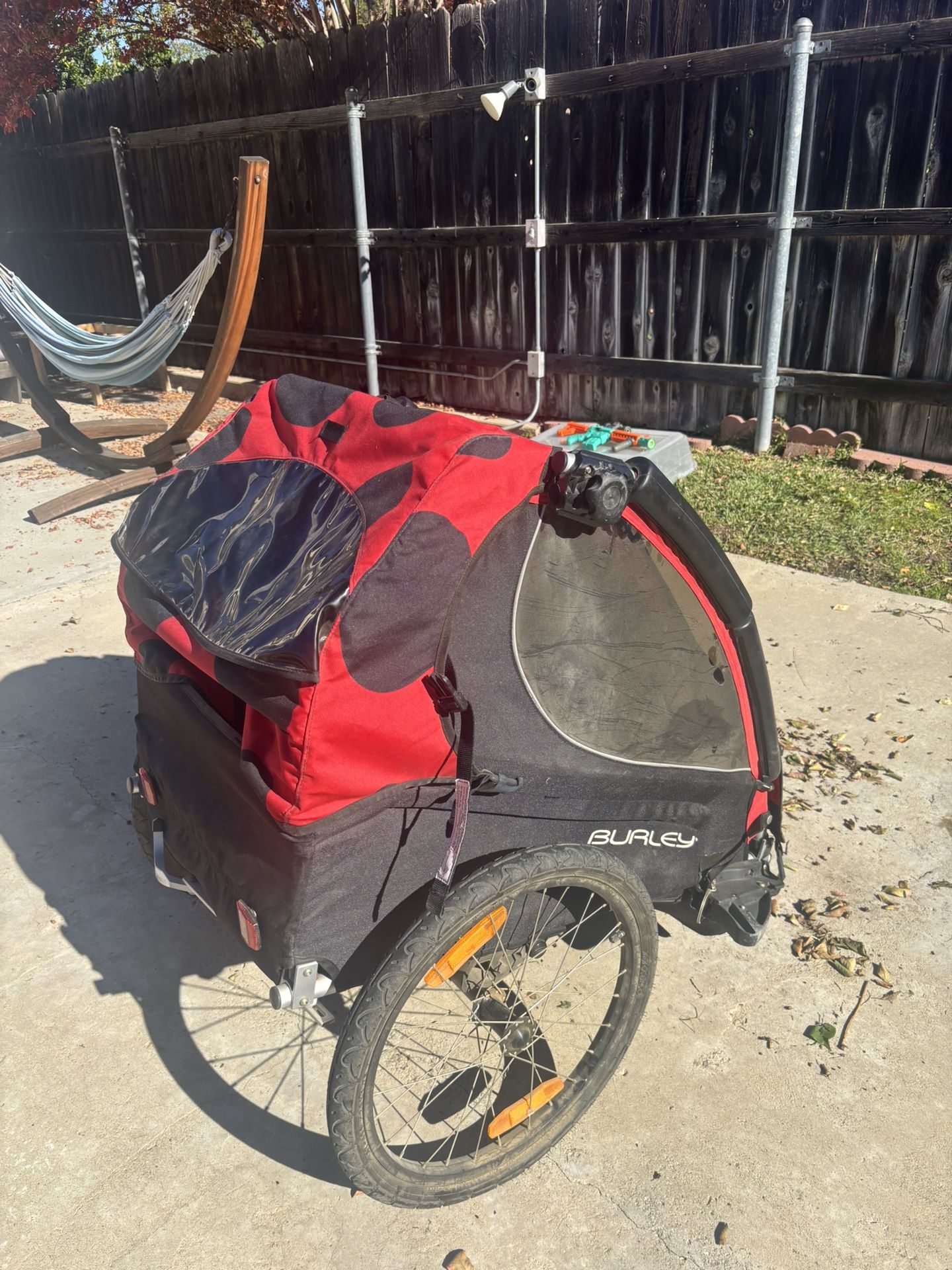 Burley Bike Trailer – Excellent Condition