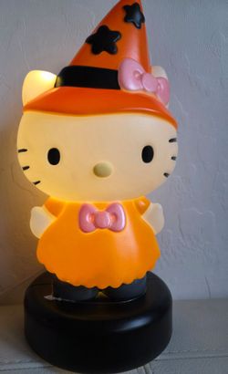 Hello Kitty Halloween Light Up Witch