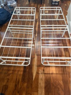 Heavy-Duty 27" x 75" Folding Metal Bed Frames (14" High) – White