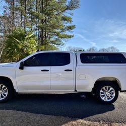 Super Clean 2021 Chevrolet Silverado Custom/1 Owner Vehicle
