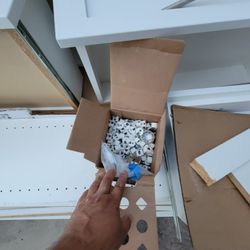 FREEEEE Closet Shelves 