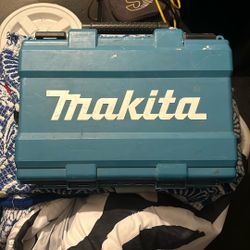 Makita Drill Kit