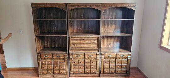 Bookcases for free