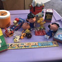 Vintage Peanuts Snoop And Charlie Brown Lot