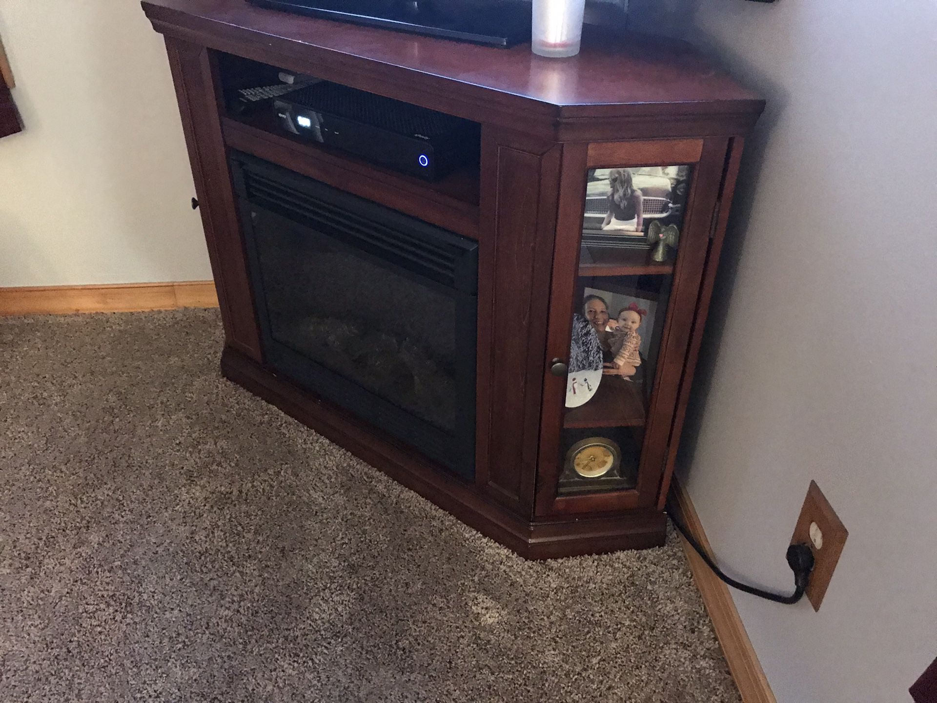 Amish made corner electric fireplace with remote