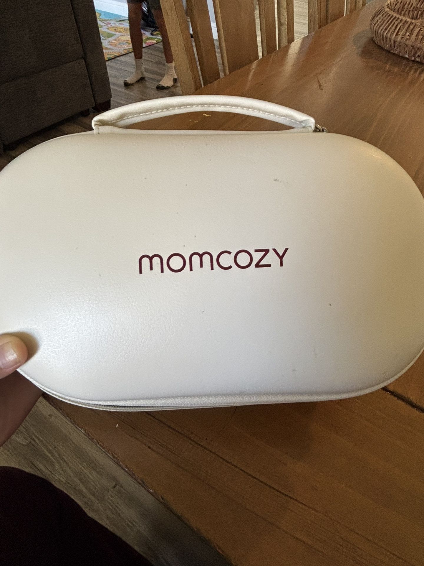 Momcozy M5 Hands Free Wearable Electric breast Pump Set