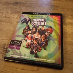 Suicide Squad (4K Ultra HD + Blu-ray + Digital HD) - Blu-ray - GOOD