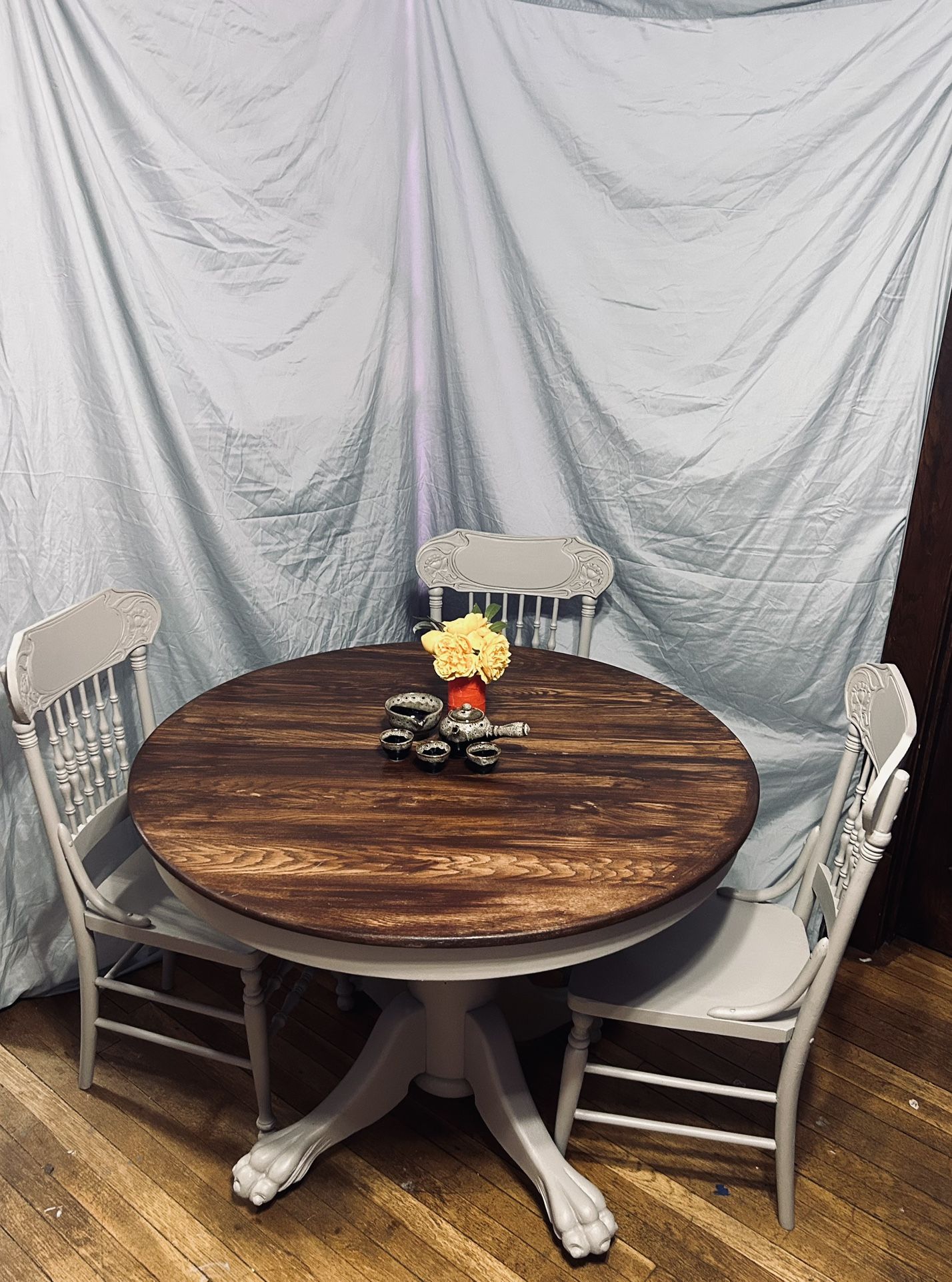 Refurbished Oak Table With 3 Chairs