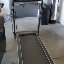 Treadmill For Sale 