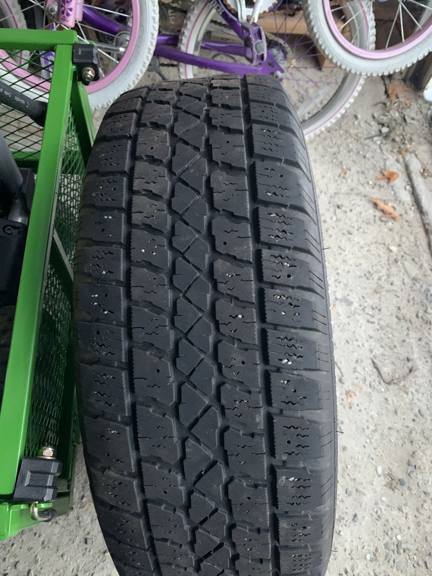 Snow tires