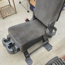 2006 Chevy Silverado 2500HD Middle Seat