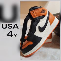 Nike Air Jordan 1 Retro High OG GS Size 4