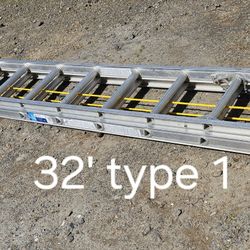 32' Werner aluminum Ladder-type 1(250#)