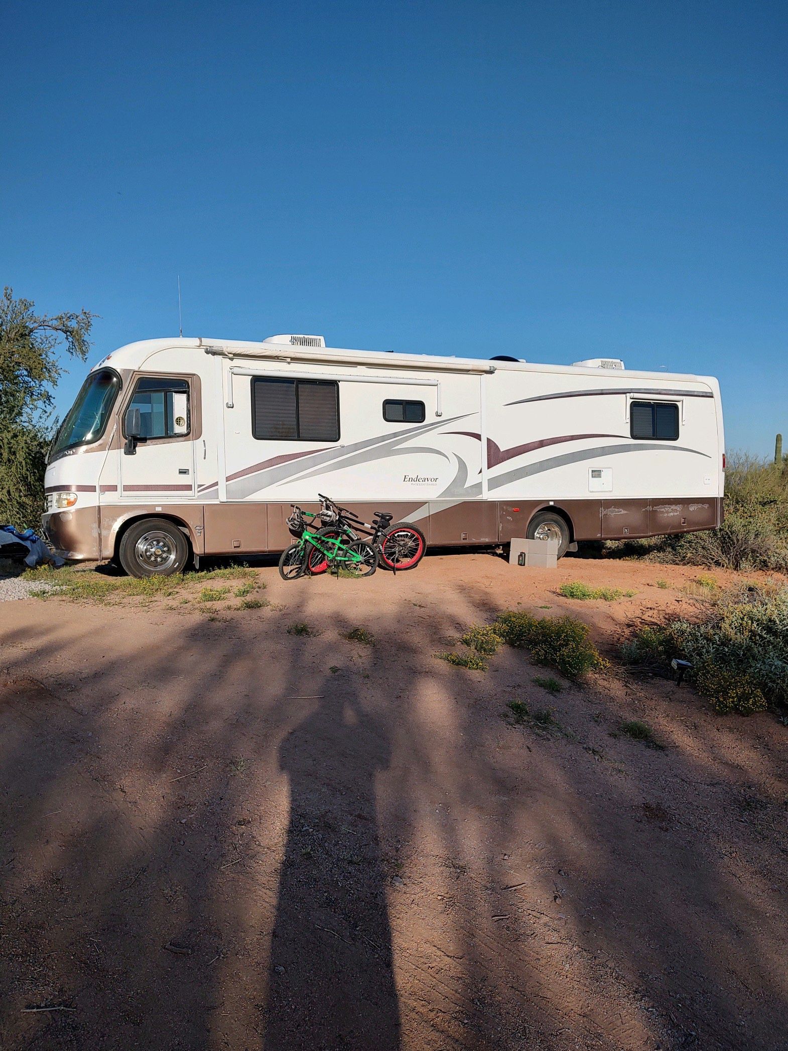 RV 2000 Ford Holiday Rambler Endeavor