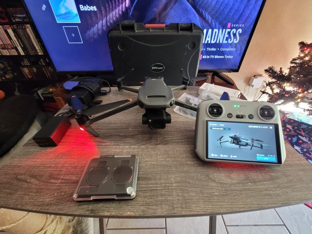 DJI Mavic 3 Classic Drone