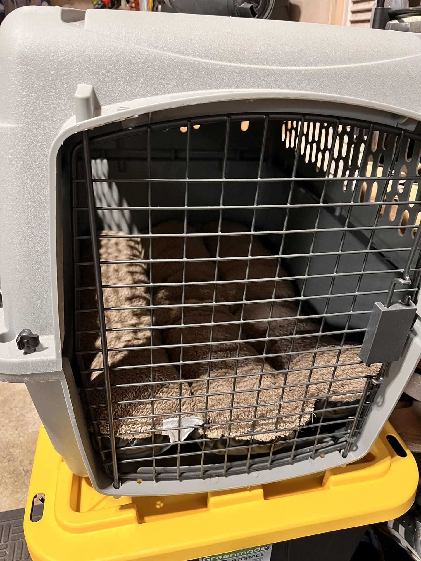 Medium size crate