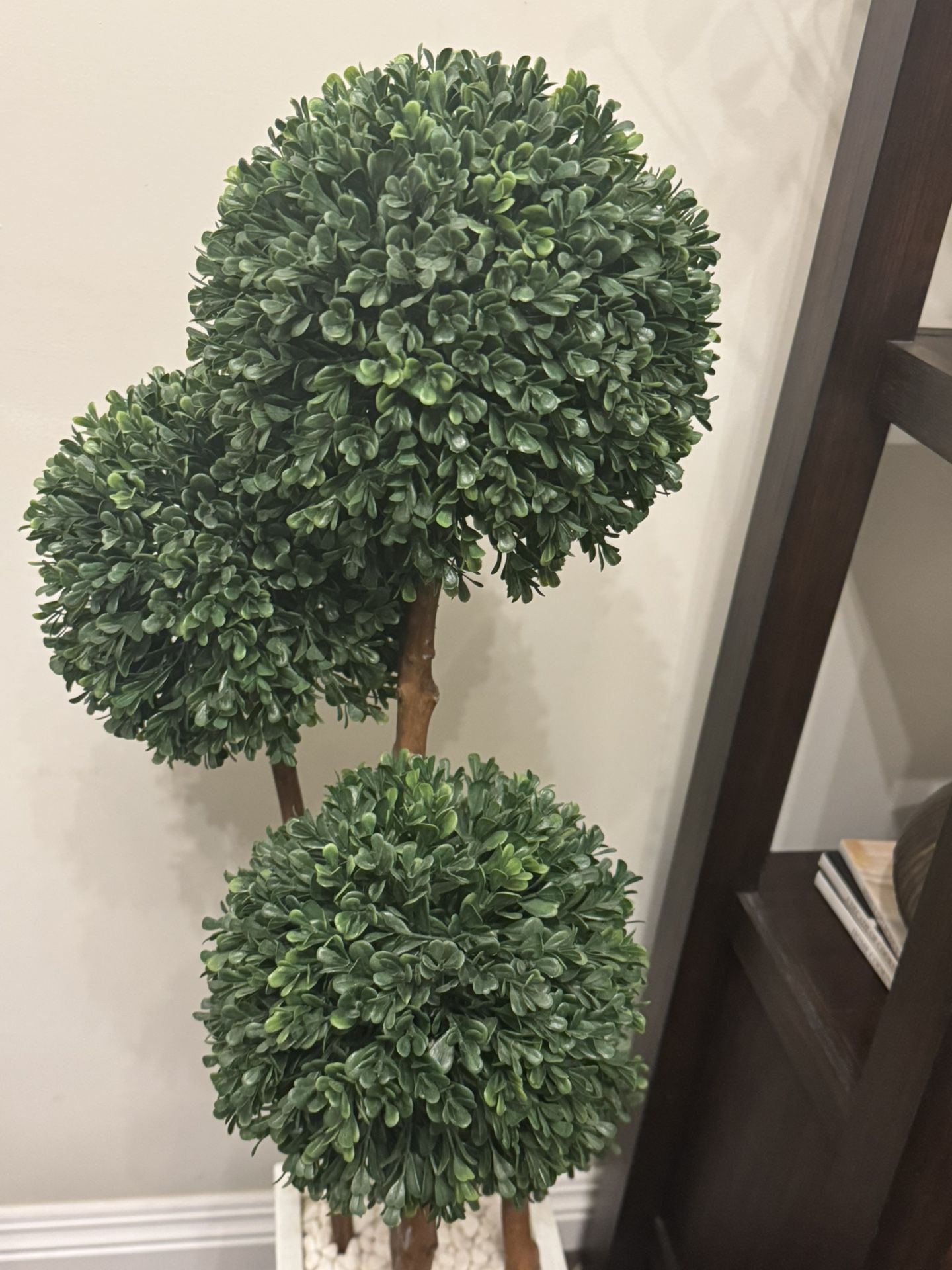 4' Boxwood Artificial Topiary Tree in Planter