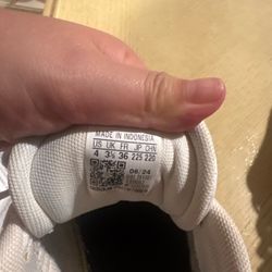 Adida shoes
