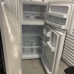 Fridge  two years old $200