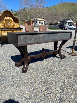 Buffet sideboard entryway table