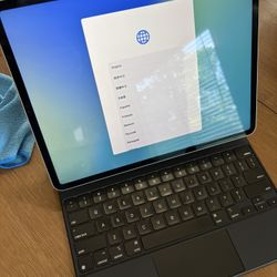 iPad Pro 12.9 Inch (4th generation) Wi-Fi 128gb