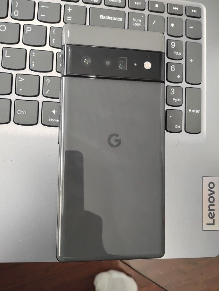Google Pixel 6 Pro — (Unlocked, Excellent Condition)