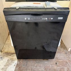 Dishwasher, Washer And Gas Dryer