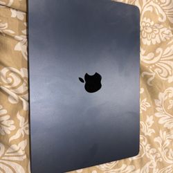 Apple MacBook Air M2 512gb 8gb Apple Care plus in box