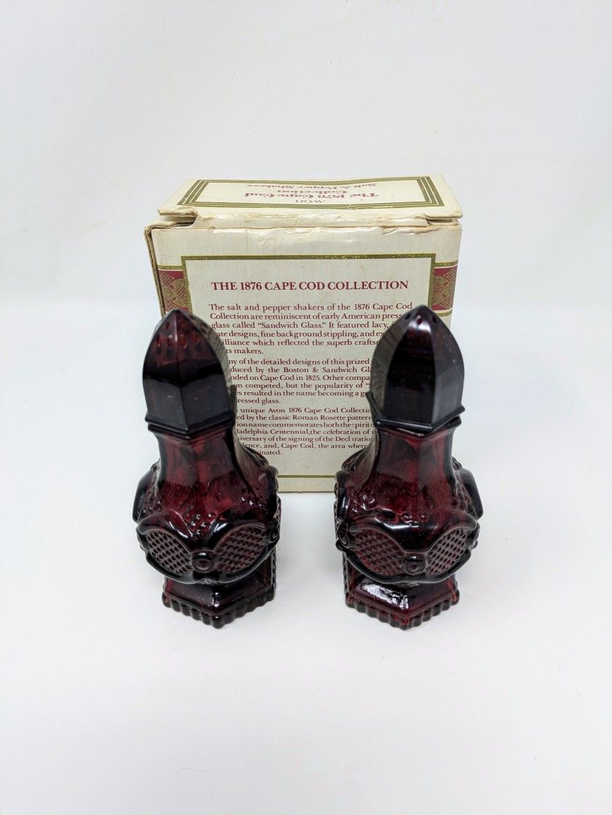 Avon 1876 Cape Cod Collection Ruby Red Salt & Pepper Shakers