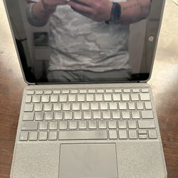 Apple iPad 10.2” Unlocked