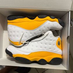 Jordan 13 ‘Del Sol’