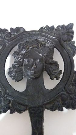 Trivet