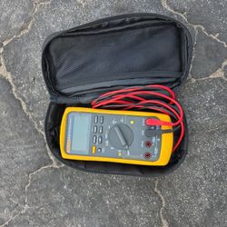 Fluke 87 V