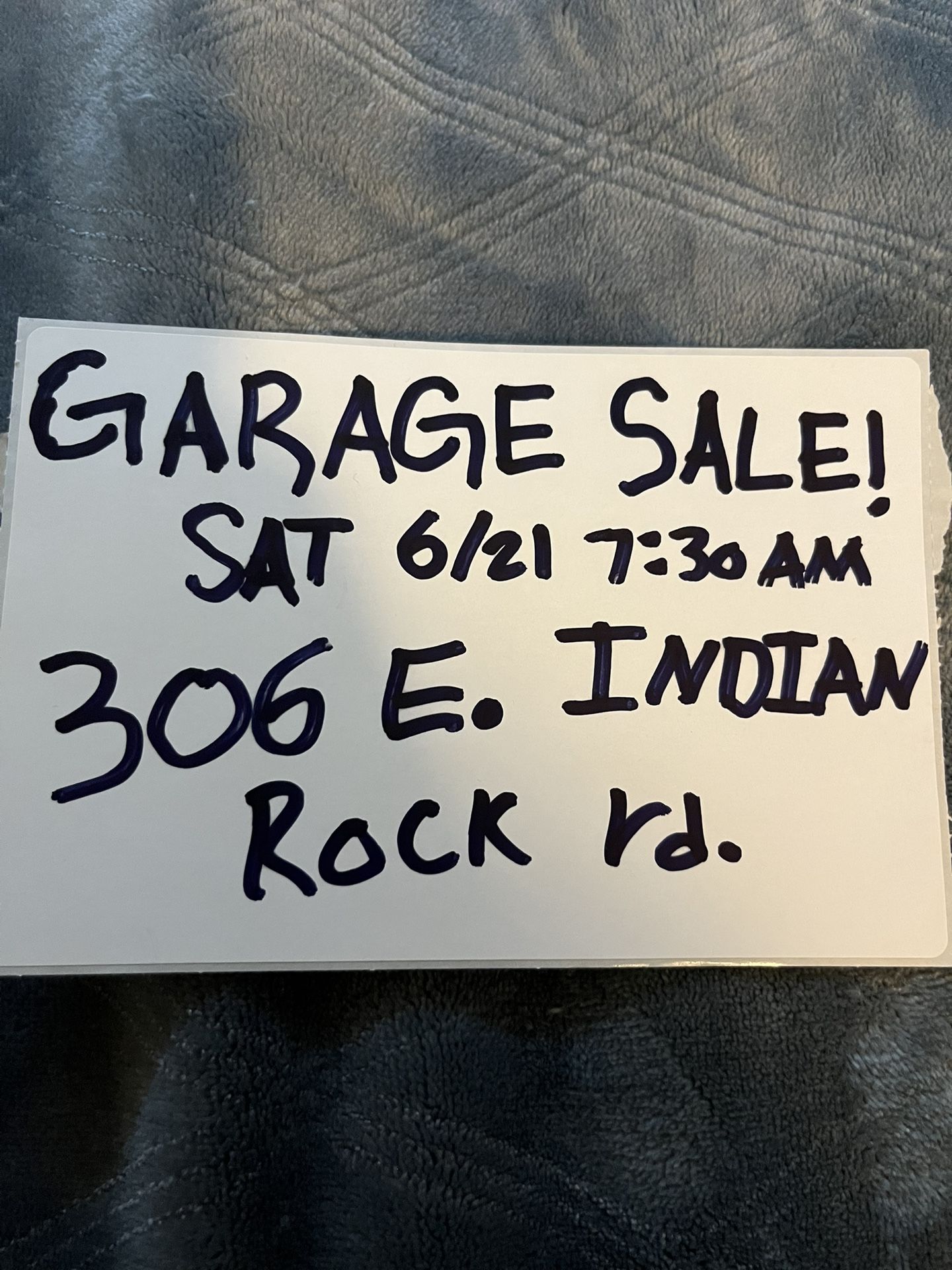 Garage Sale Vista